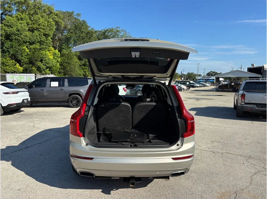 Volvo XC90 photo 49