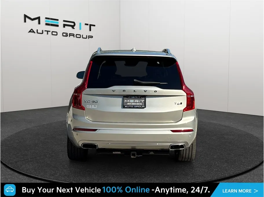 Volvo XC90 photo 8