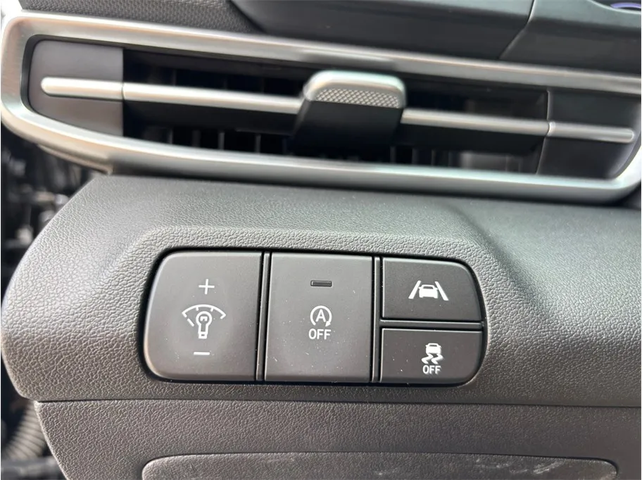 Hyundai Elantra photo 25