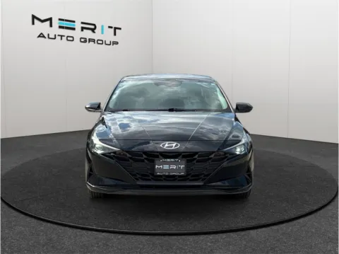 Another view of 2022 Hyundai Elantra SE Sedan 4D for sale in Jacksonville, FL at Merit Auto Group Atlantic