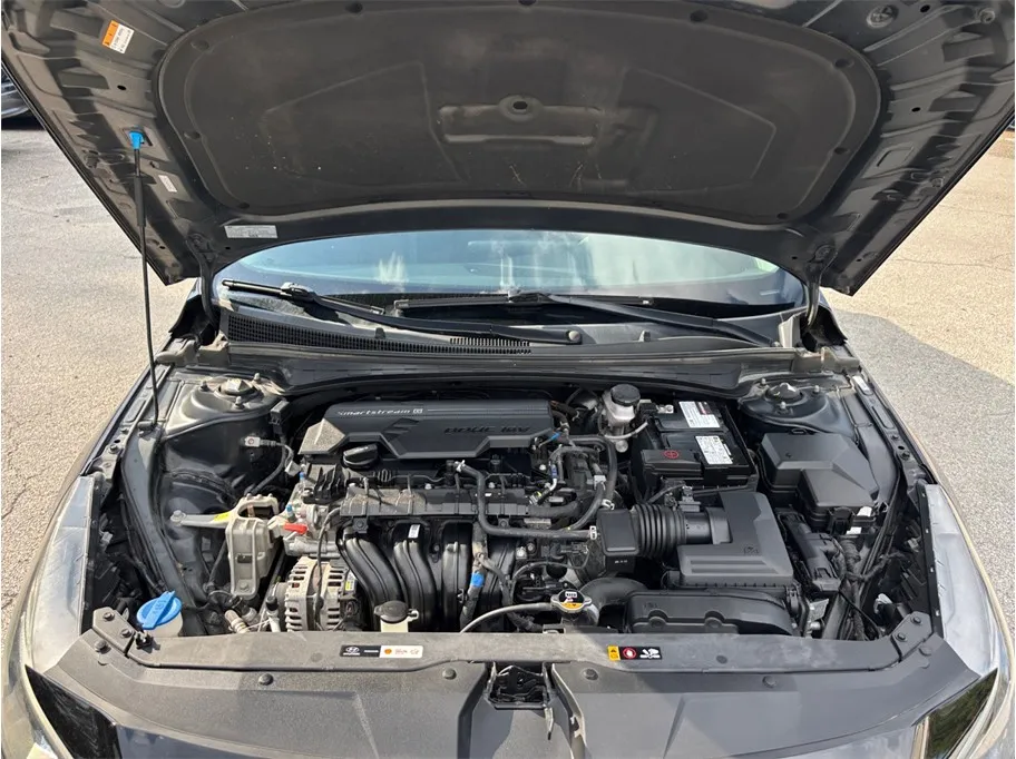 Hyundai Elantra photo 37