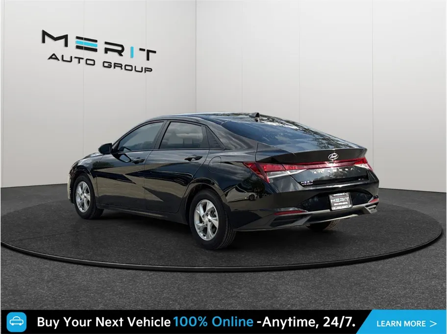 Hyundai Elantra photo 7