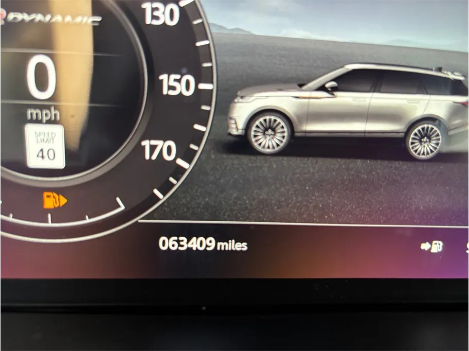 Land Rover Range Rover Velar photo 26
