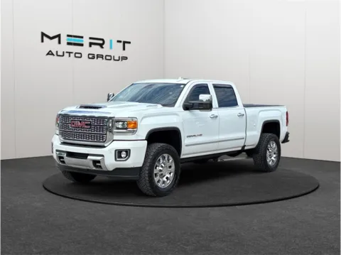 More photos of 2019 GMC Sierra 2500 HD Crew Cab Denali Pickup 4D 6 1/2 ft at Merit Auto Group Atlantic, FL