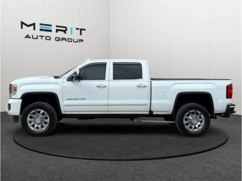 More photos of 2019 GMC Sierra 2500 HD Crew Cab Denali Pickup 4D 6 1/2 ft at Merit Auto Group Atlantic, FL