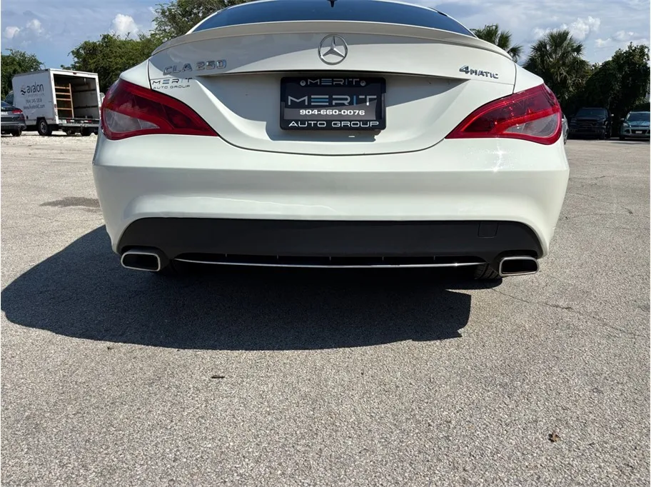 Mercedes-Benz CLA photo 12