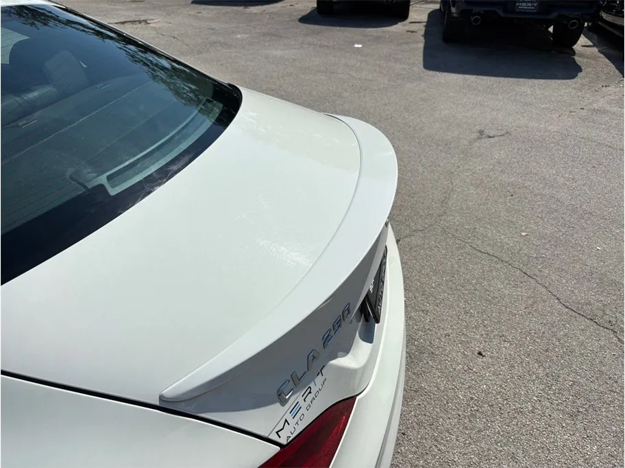 Mercedes-Benz CLA photo 13