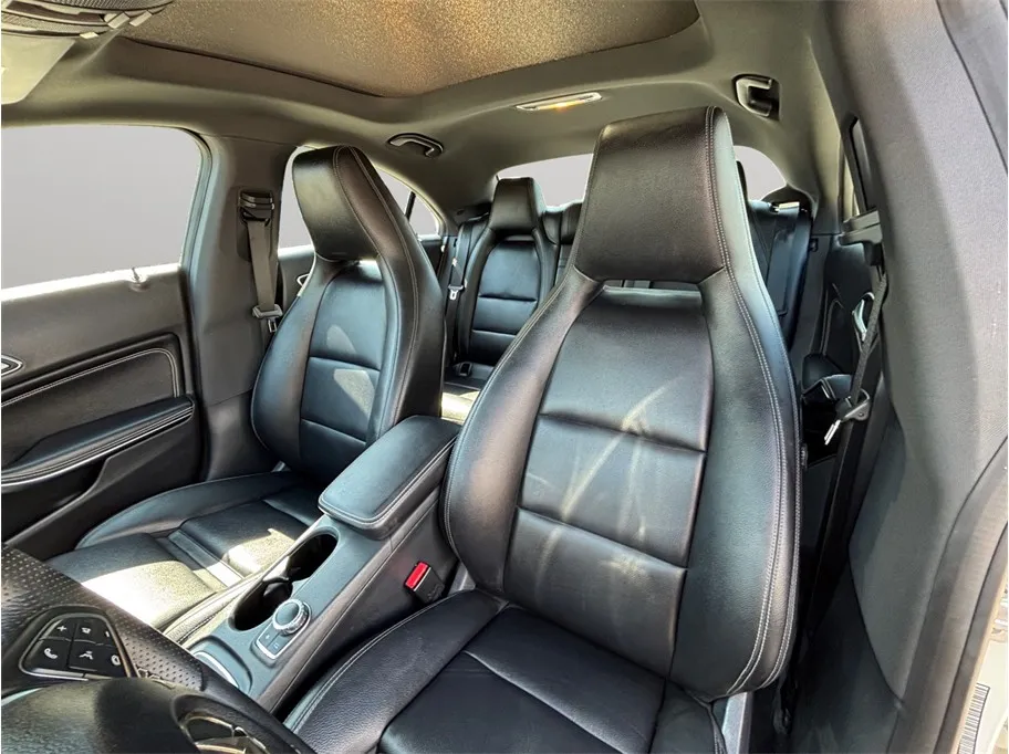 Mercedes-Benz CLA photo 15
