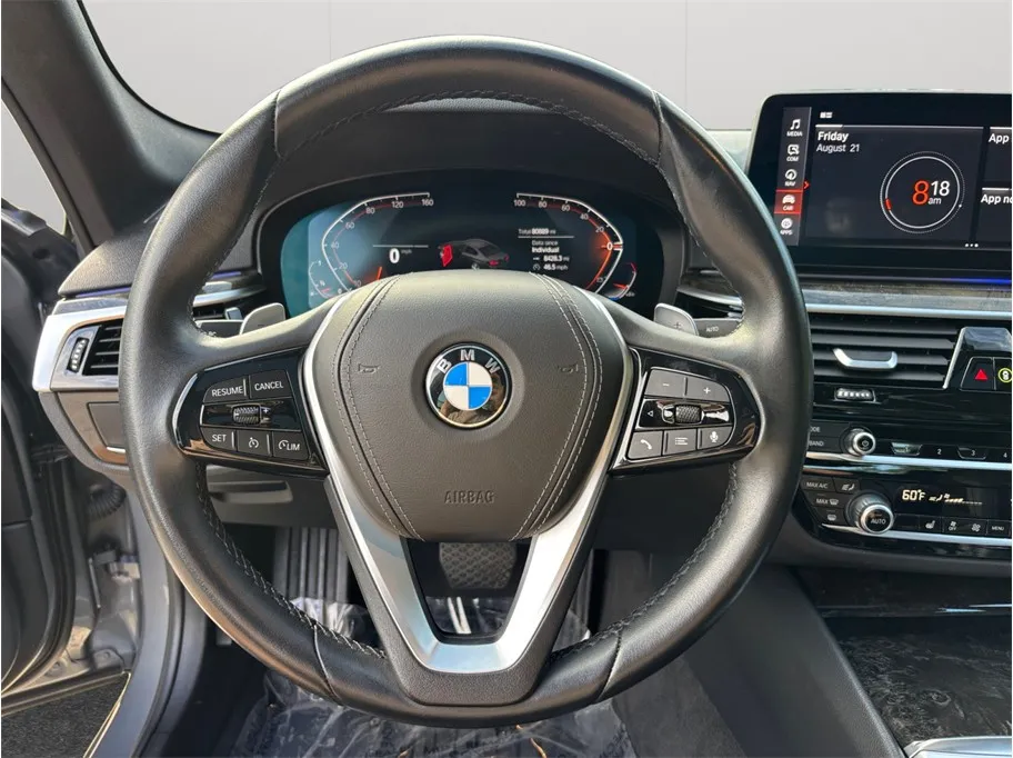 BMW 5 Series photo 29