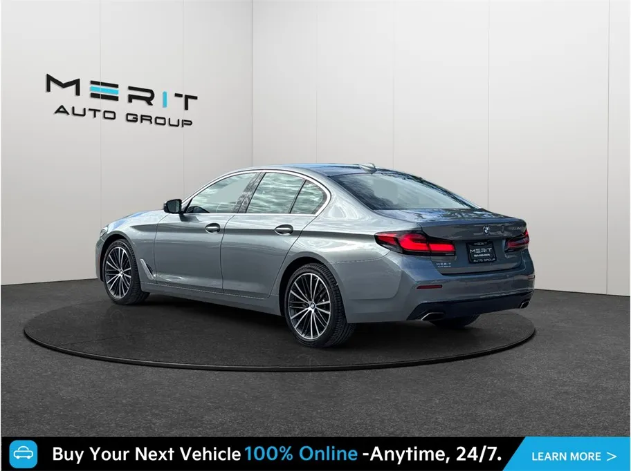 BMW 5 Series photo 7
