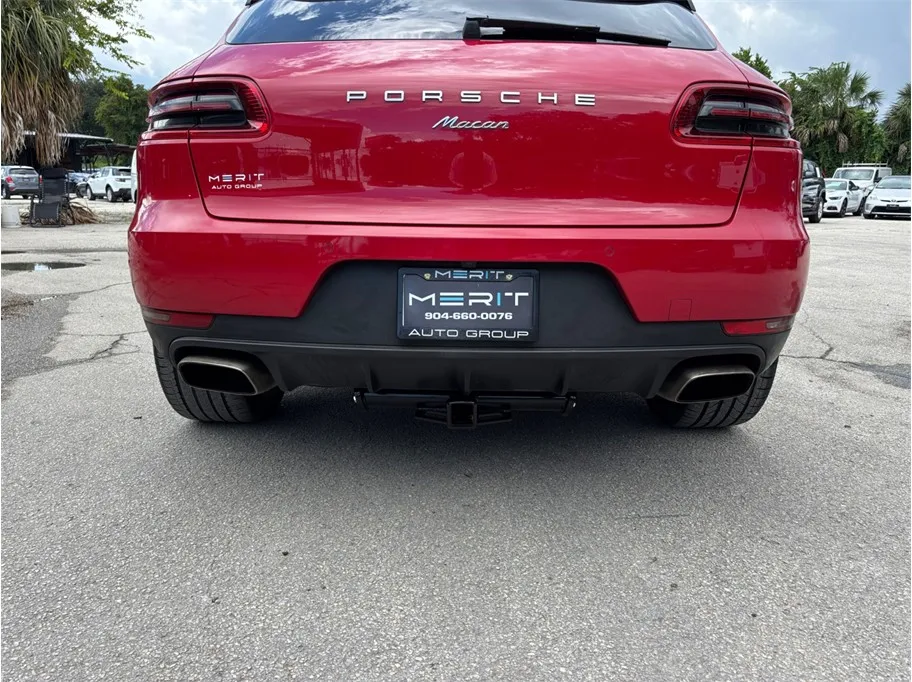 Porsche Macan photo 16