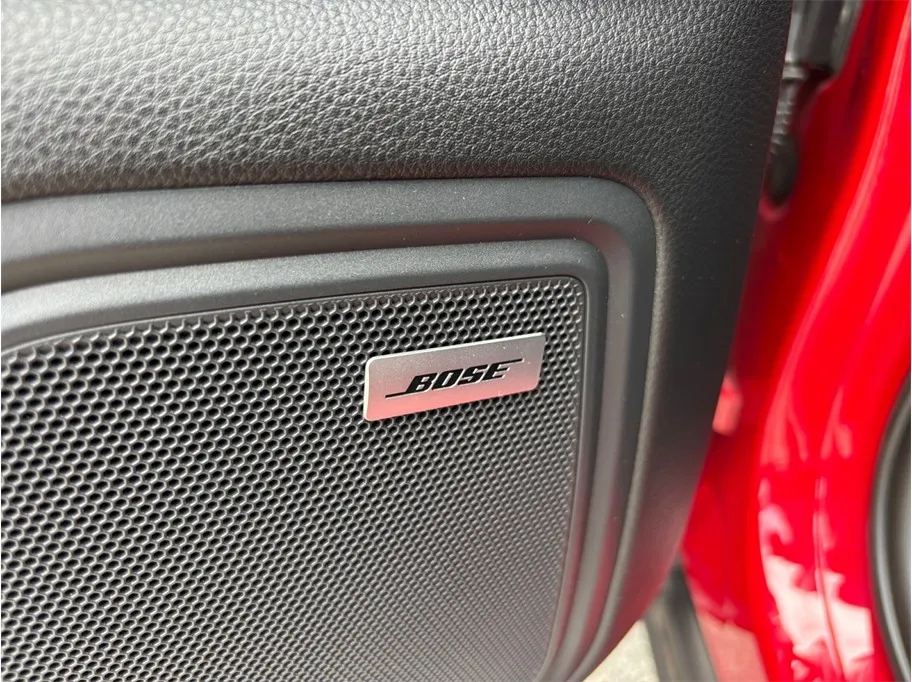 Porsche Macan photo 24