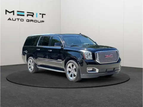 Black 2016 GMC Yukon XL Denali Sport Utility 4D for sale in Jacksonville, FL