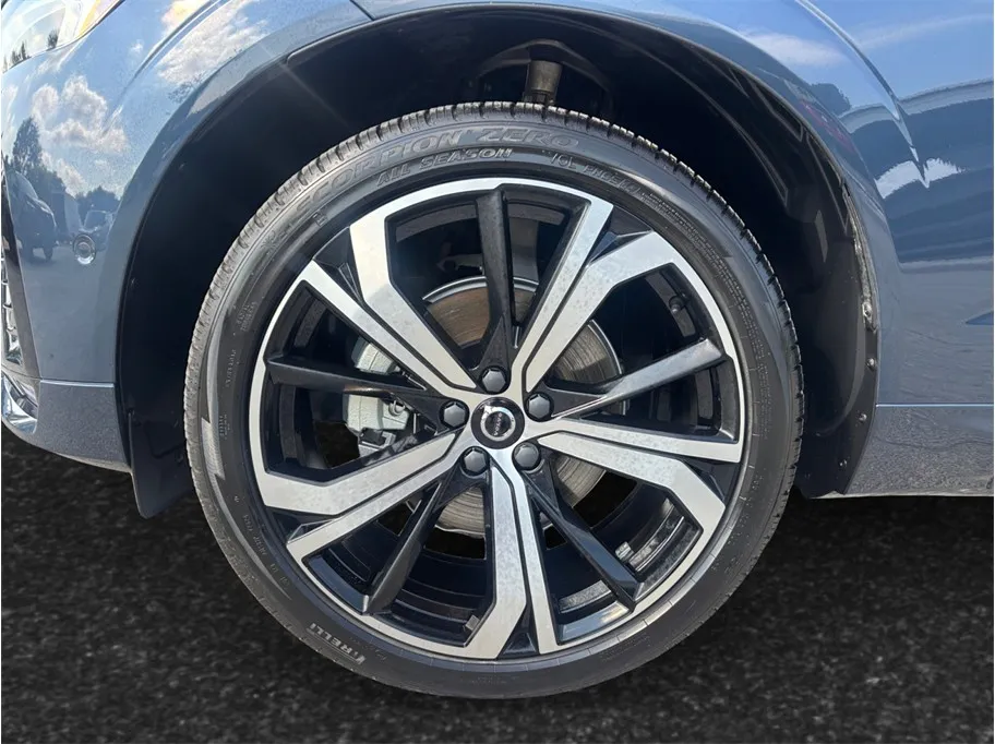 Volvo XC60 photo 13