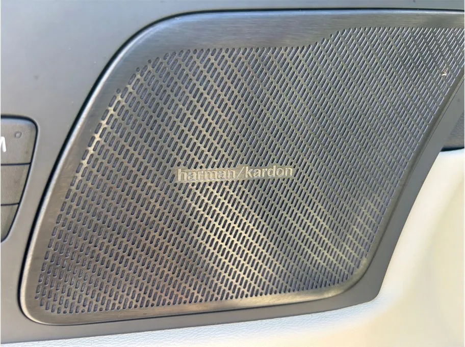 Volvo XC60 photo 25