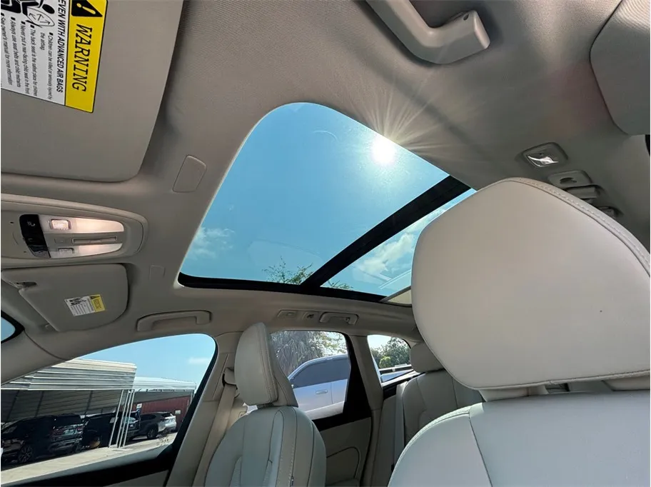 Volvo XC60 photo 40