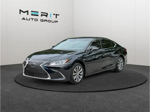More photos of 2021 Lexus ES 350 Sedan 4D at Merit Auto Group Atlantic, FL