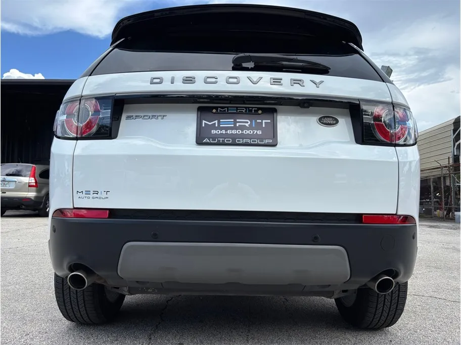 Land Rover Discovery Sport photo 16