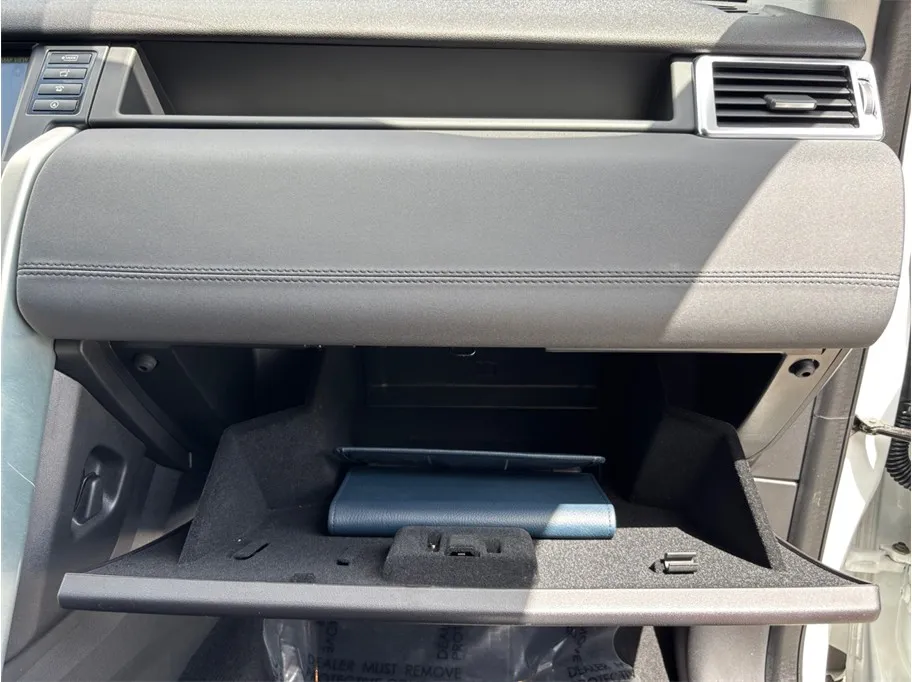 Land Rover Discovery Sport photo 43