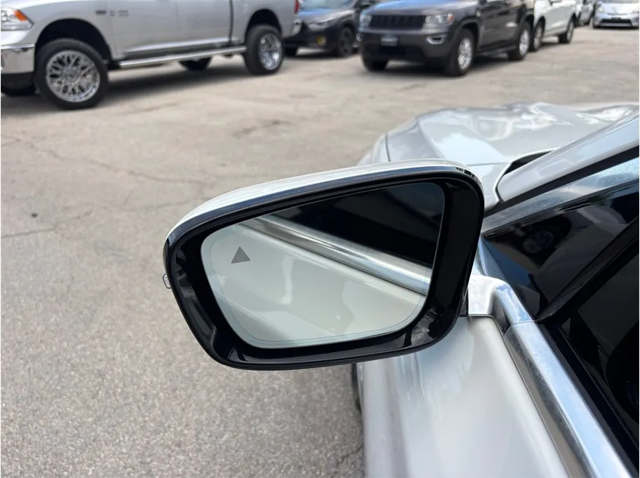 BMW 7 Series photo 19