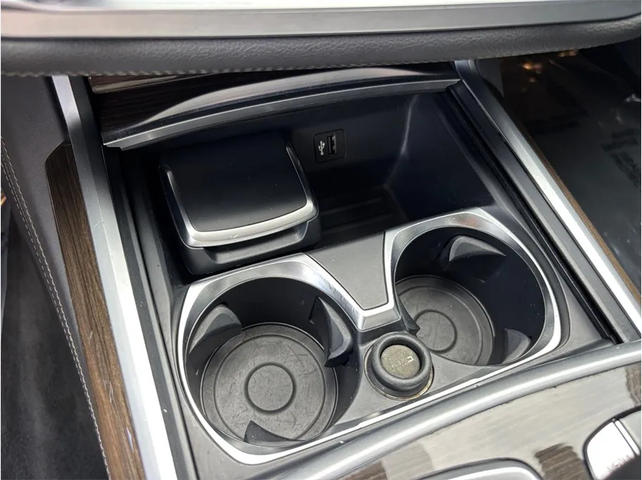 BMW 7 Series photo 37