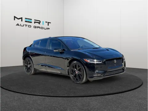 Black 2020 Jaguar I-PACE EV400 SE Sport Utility 4D for sale in Jacksonville, FL