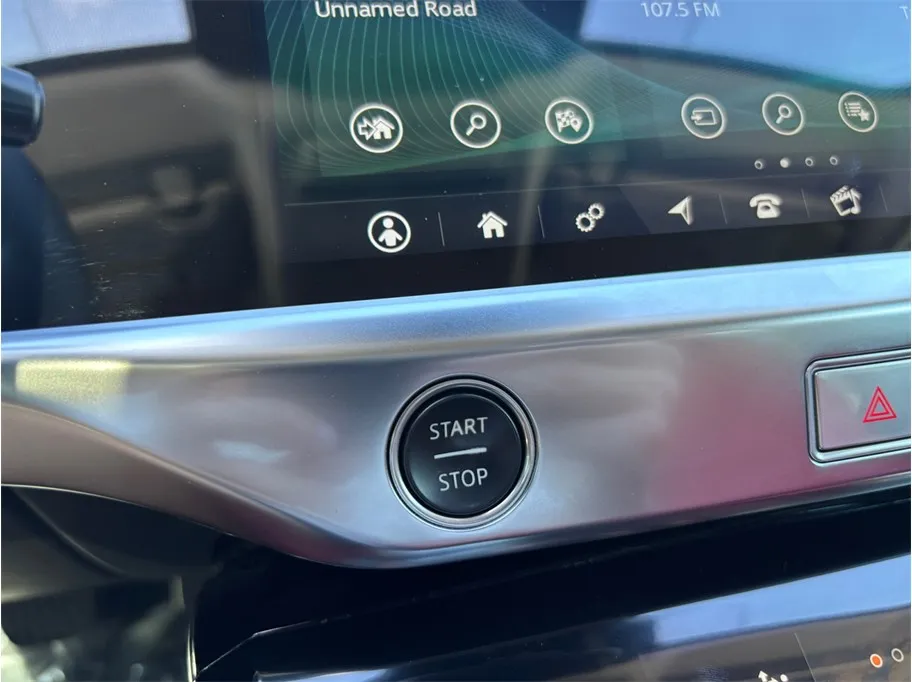 Jaguar I-PACE photo 27
