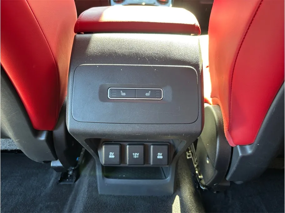 Jaguar I-PACE photo 38