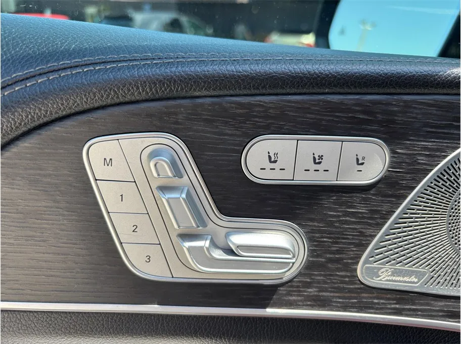 Mercedes-Benz GLE photo 22