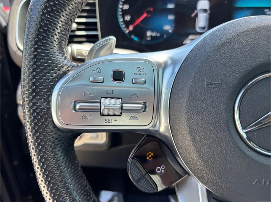 Mercedes-Benz GLE photo 29