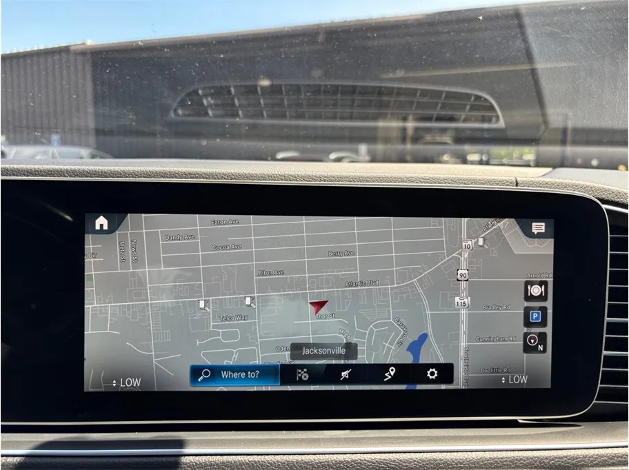 Mercedes-Benz GLE photo 33