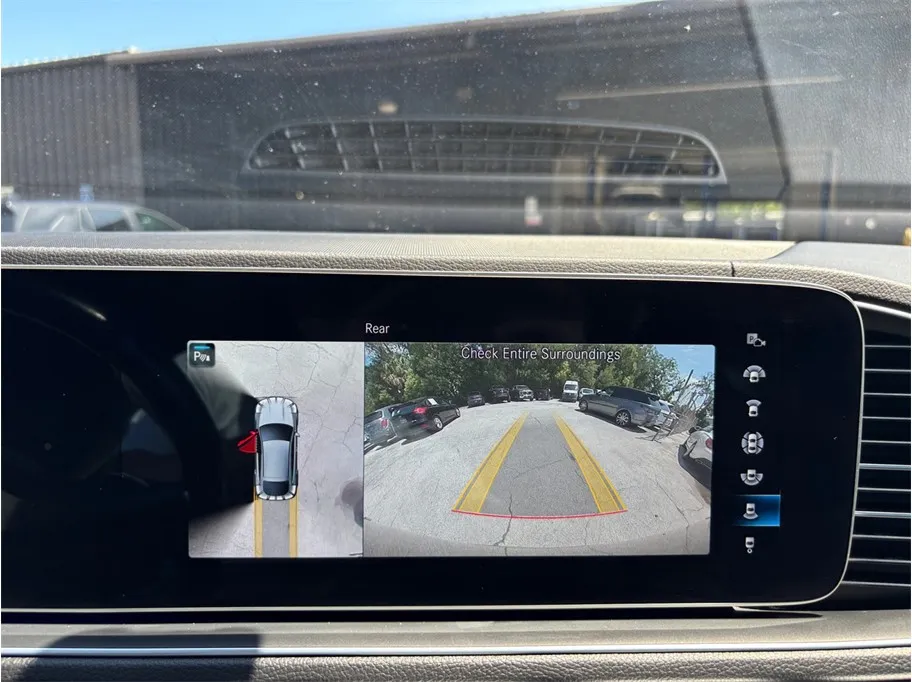 Mercedes-Benz GLE photo 34