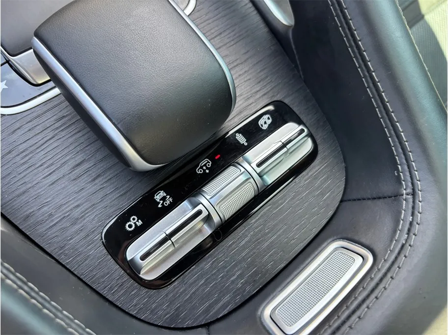 Mercedes-Benz GLE photo 36