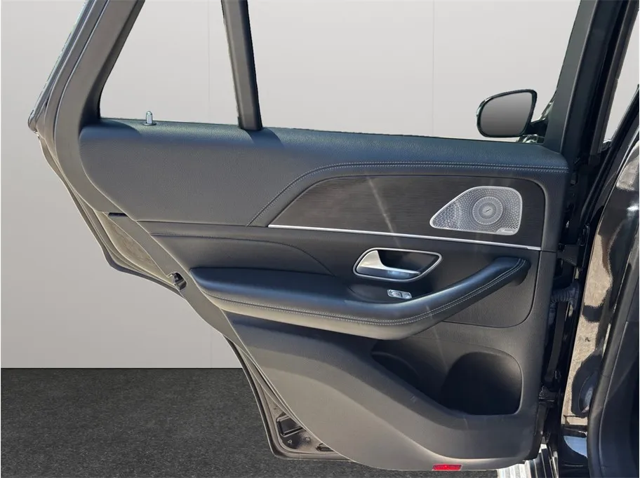 Mercedes-Benz GLE photo 43