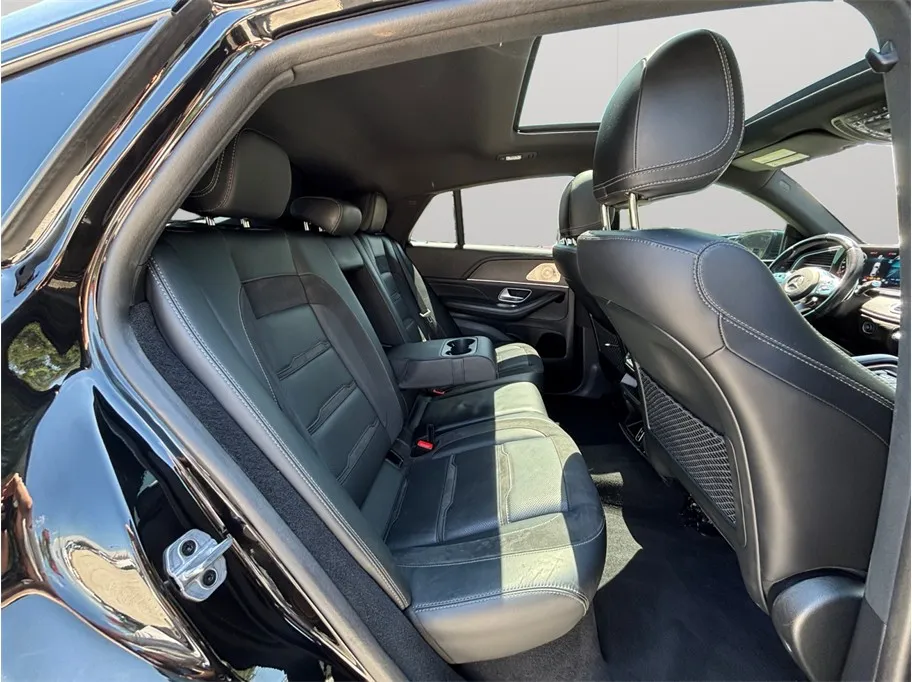 Mercedes-Benz GLE photo 47