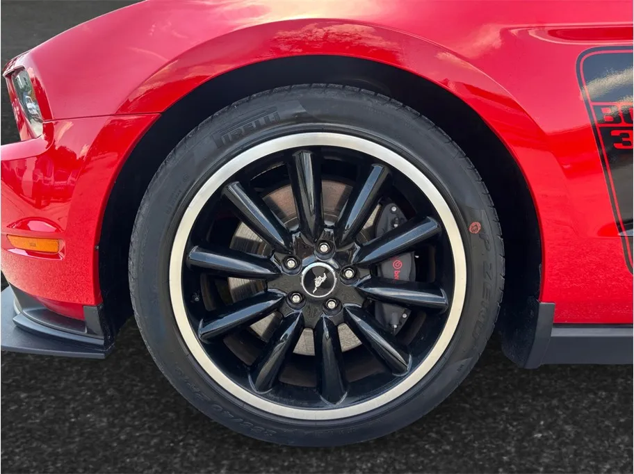 Ford Mustang photo 12