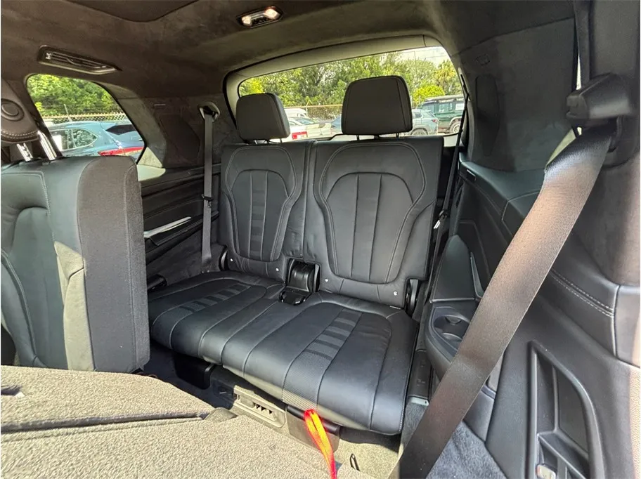BMW X7 photo 47