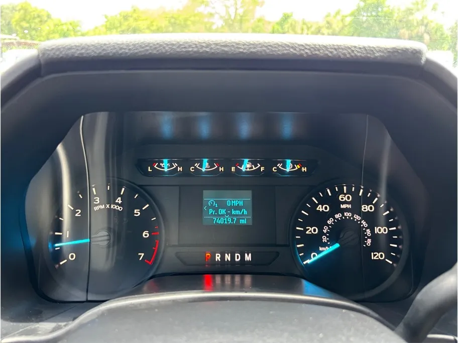 Ford F-150 photo 21