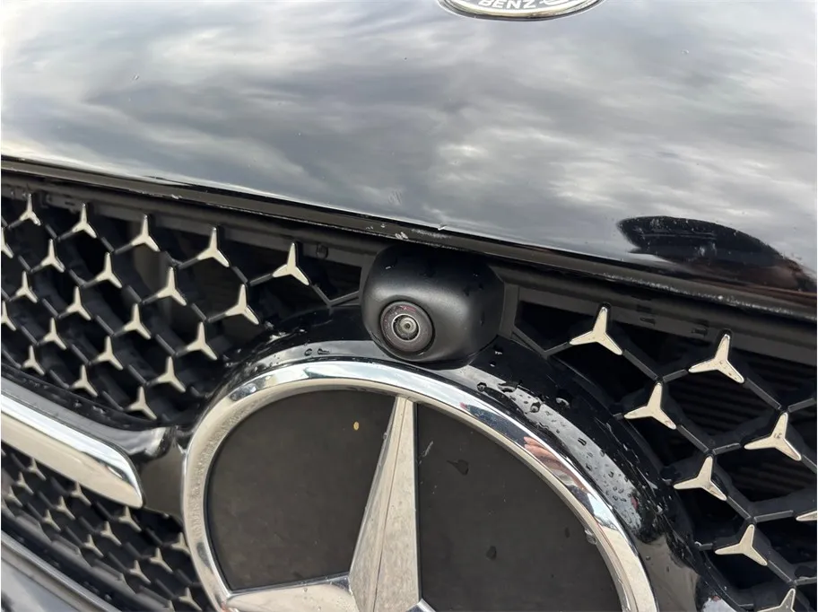 Mercedes-Benz C-Class photo 15