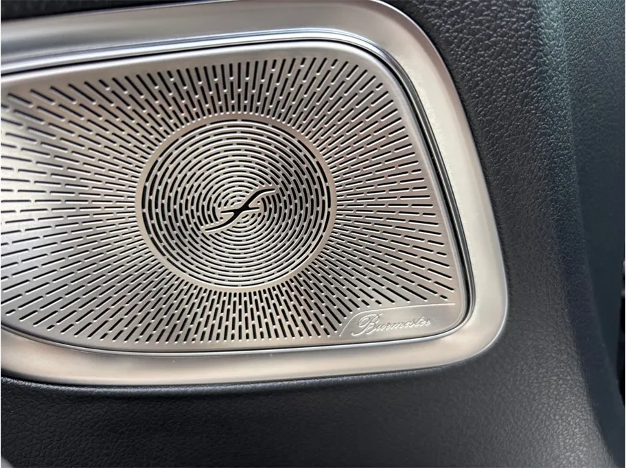Mercedes-Benz C-Class photo 26