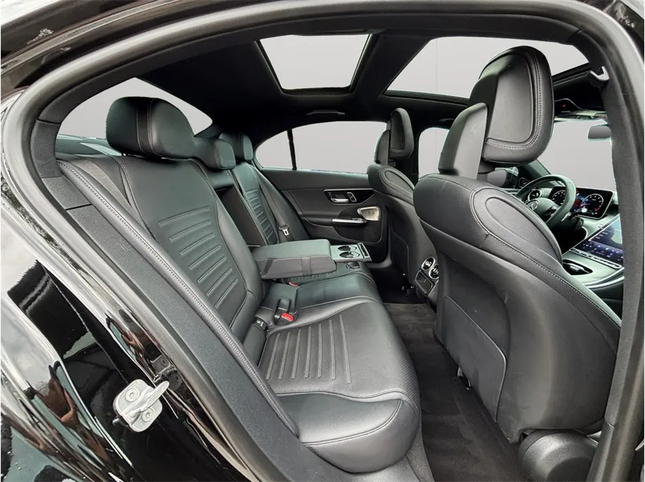 Mercedes-Benz C-Class photo 44