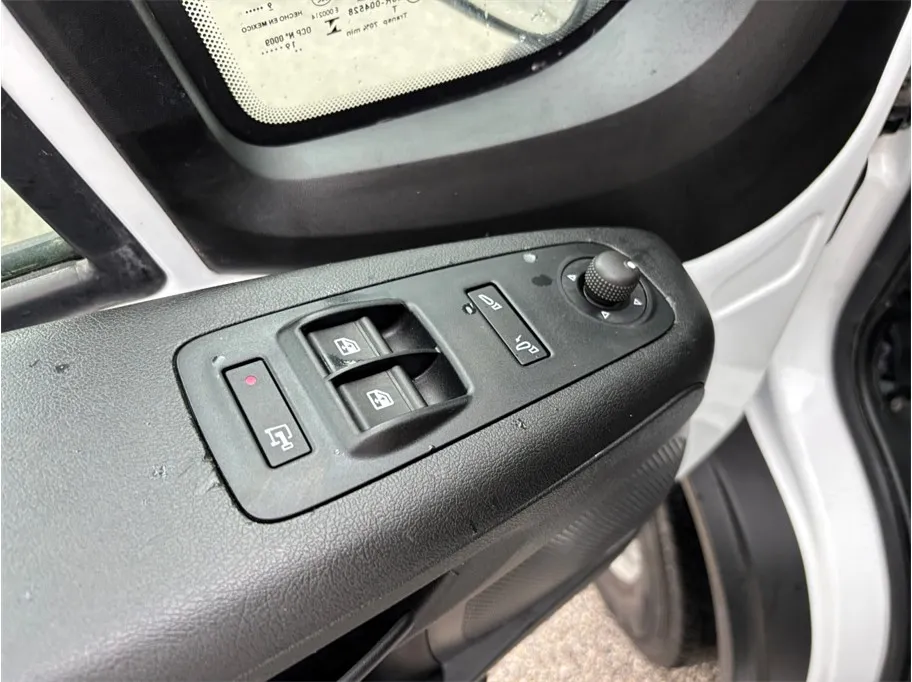 Ram Cargo Van photo 17