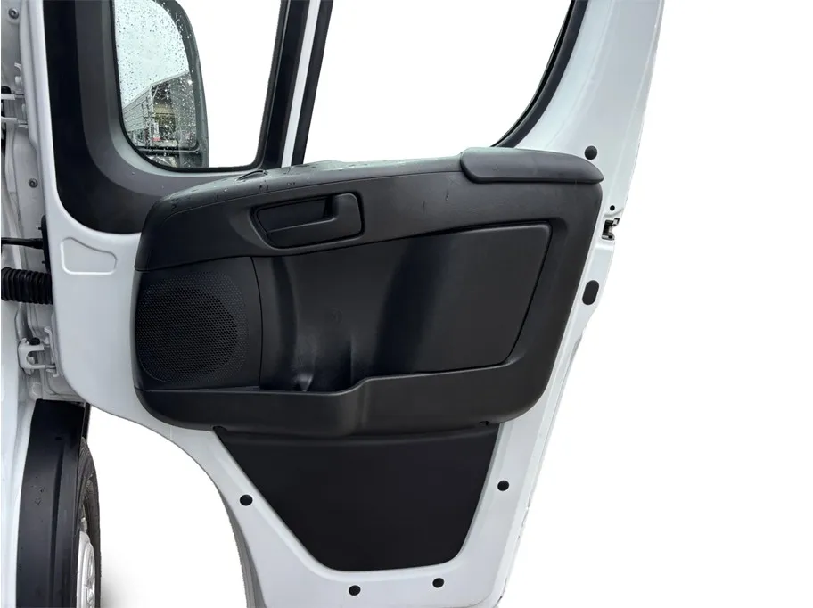 Ram Cargo Van photo 32