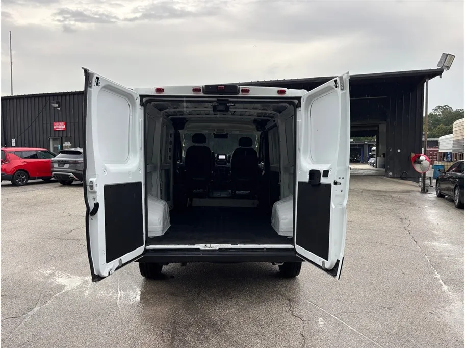 Ram Cargo Van photo 34