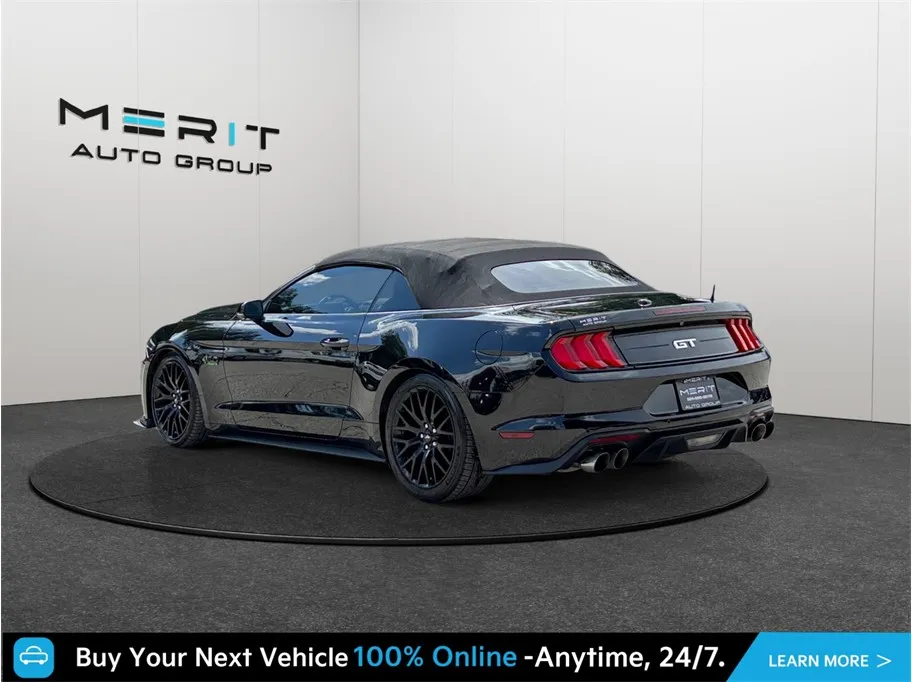 Ford Mustang photo 7