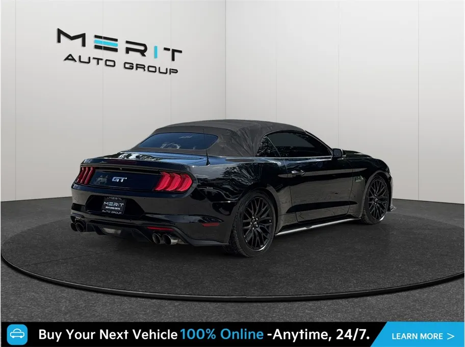 Ford Mustang photo 9