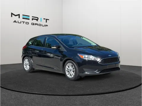 Black 2015 Ford Focus SE Hatchback 4D for sale in Jacksonville, FL