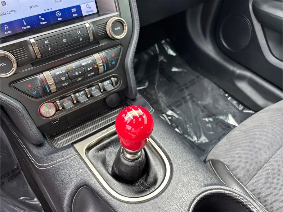 Ford Mustang photo 36