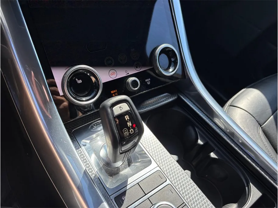 Land Rover Range Rover Sport photo 36