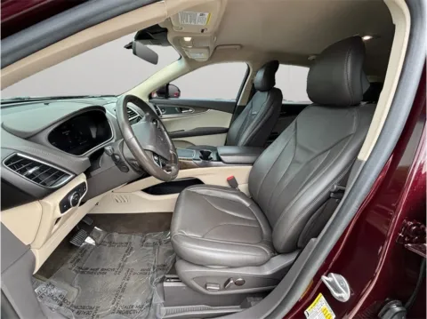 Photos of 2019 Lincoln Nautilus Select Sport Utility 4D for sale in Jacksonville, FL at Merit Auto Group Atlantic